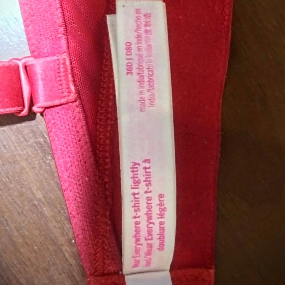 VS PINK 36D Leopard T-shirt Bra - Picture 8 of 8